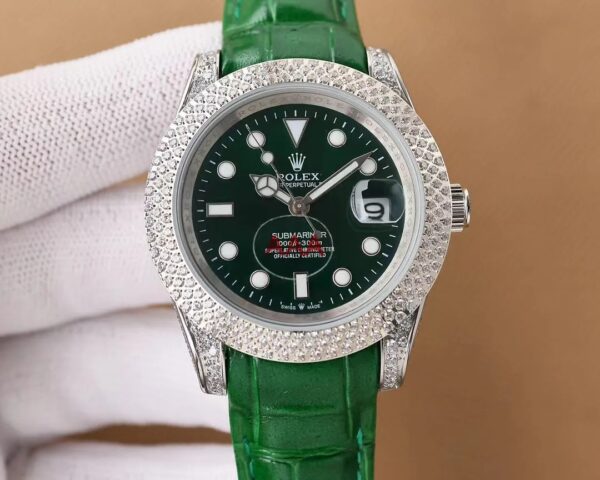 Rolex Submariner Automatic - 40mm